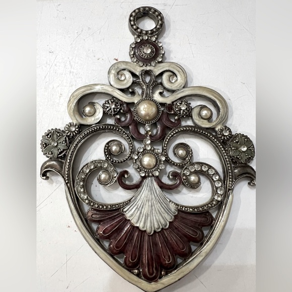 Ornate wall hook - Picture 2 of 7